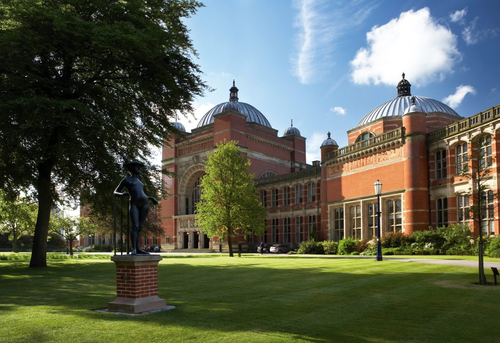 Săn học bổng thạc sĩ 150 triệu tại trường đại học Birmingham, Anh Quốc