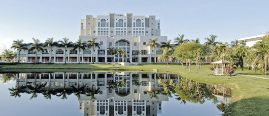 uni_head_fiu