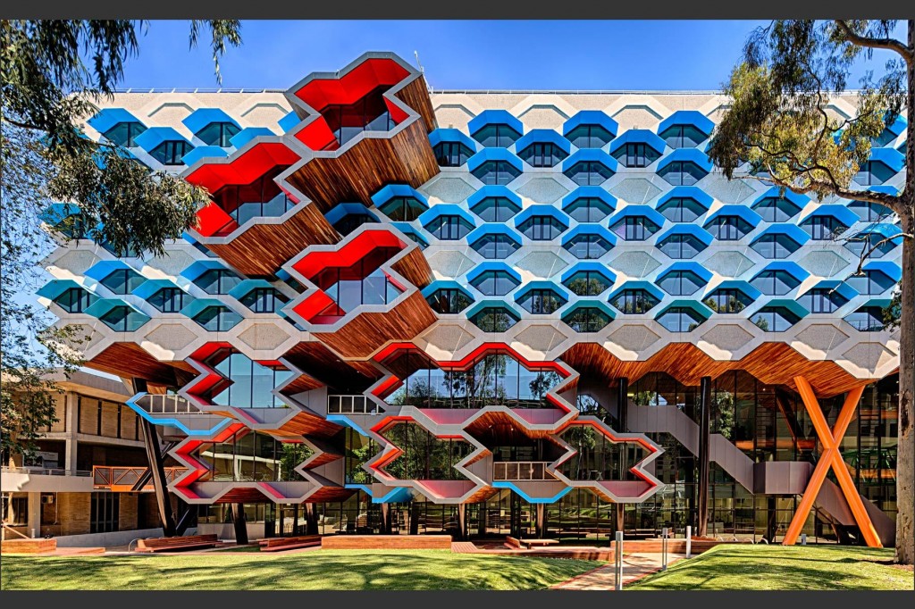 latrobe_uni